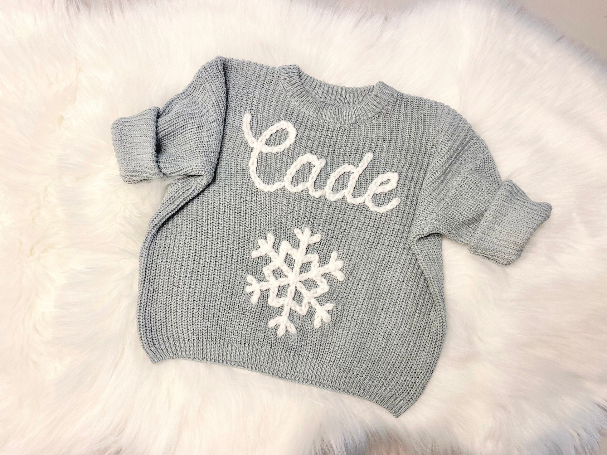 Winter first Birthday Outfit Sweater Shirt, Baby Toddler Blue Christmas Sweater with Name, Baby Boy Baby Girl Christmas Snowflake Sweater, Blue and White Snowflakes Baby Name Birthday Holiday Sweater