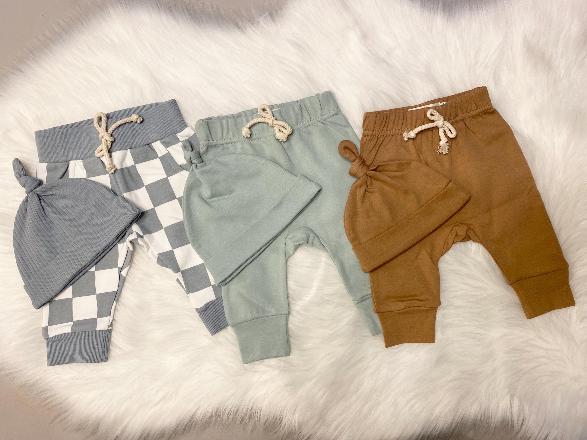 newborn baby boy joggers set with hat, blue checkered sage green brown, going home outfit, organic cotton baby pants knot tie hat gift