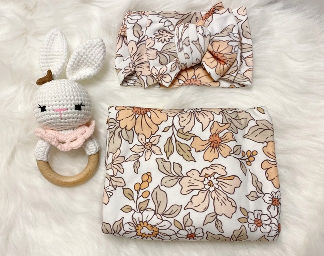 Newborn Girls Sweet Floral Bunny Baby Shower Gift Set